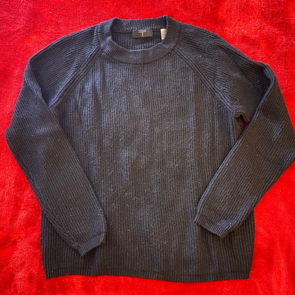 Tahari Womens Black Crewneck Sweater